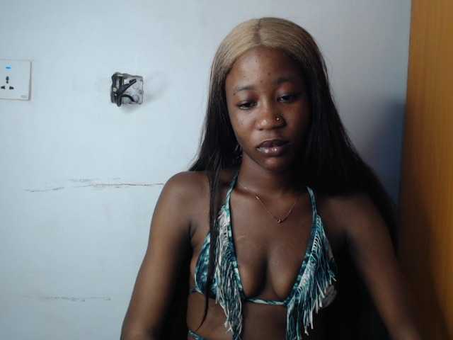 Sexyvian live cam on BongaCams