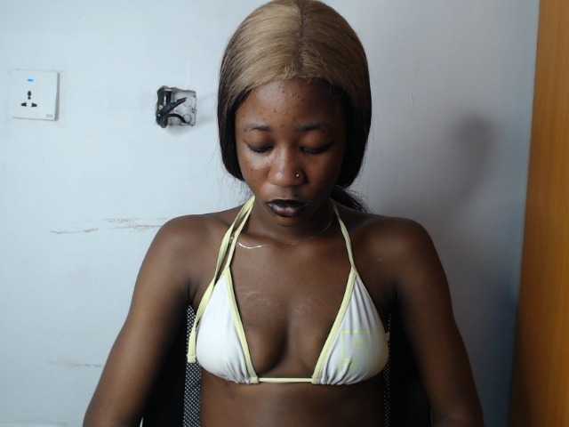 Sexyvian live cam on BongaCams