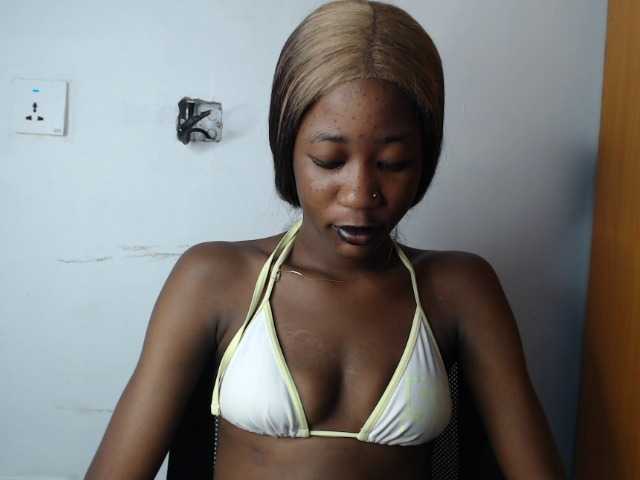 Sexyvian live cam on BongaCams