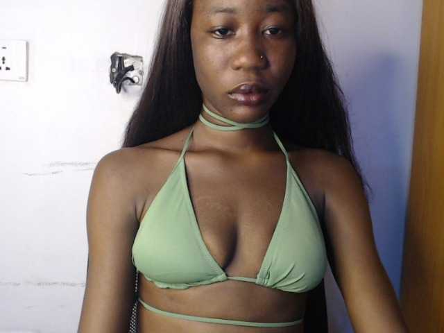 Sexyvian live cam on BongaCams