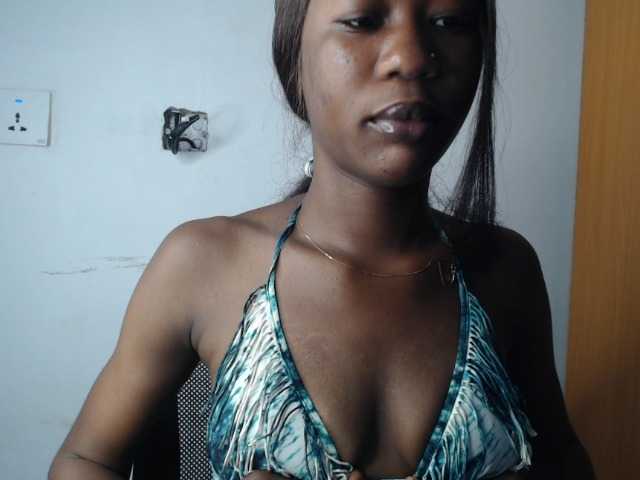 Sexyvian live cam on BongaCams
