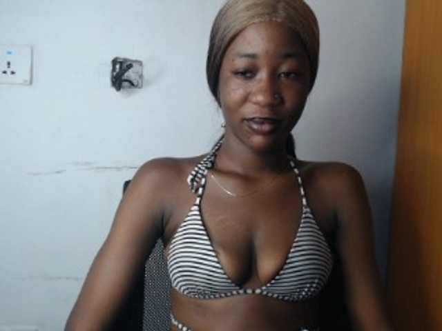 Sexyvian live cam on BongaCams