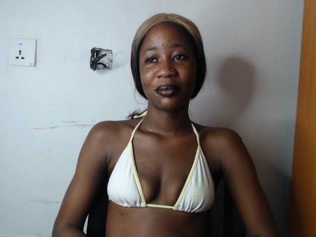Sexyvian live cam on BongaCams