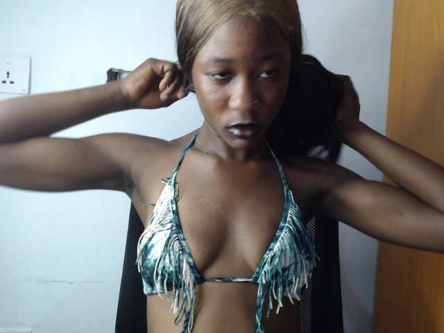 Sexyvian live cam on BongaCams