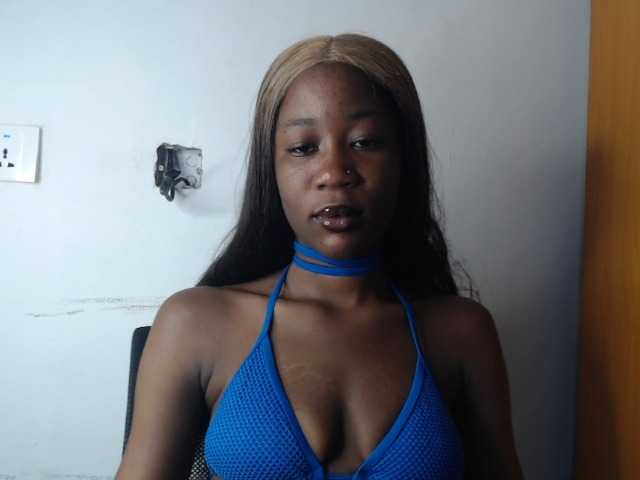Sexyvian live cam on BongaCams