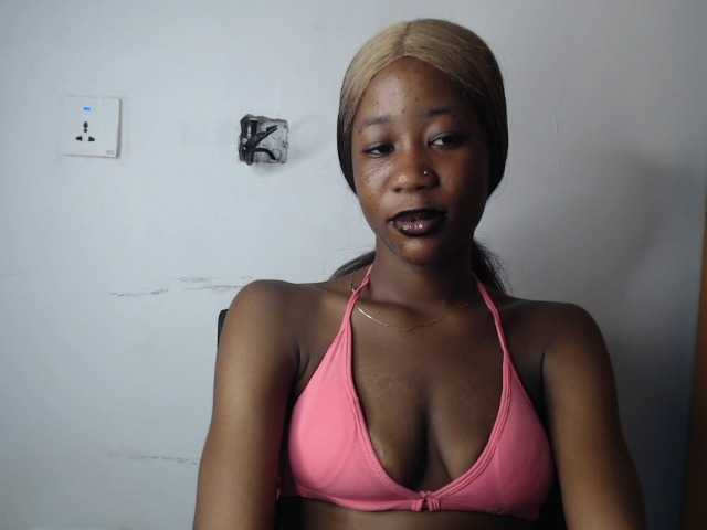 Sexyvian live cam on BongaCams