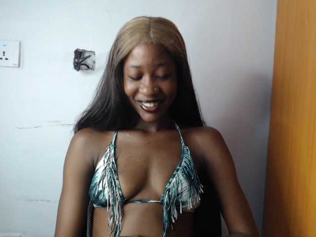 Sexyvian live cam on BongaCams