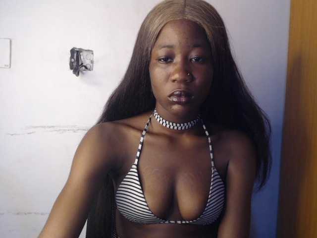 Sexyvian live cam on BongaCams