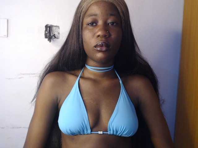 Sexyvian live cam on BongaCams