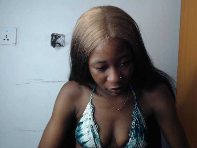 Sexyvian live cam on BongaCams