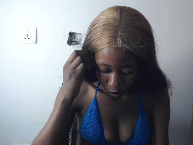 Sexyvian live cam on BongaCams
