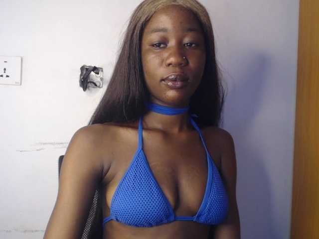 Sexyvian live cam on BongaCams