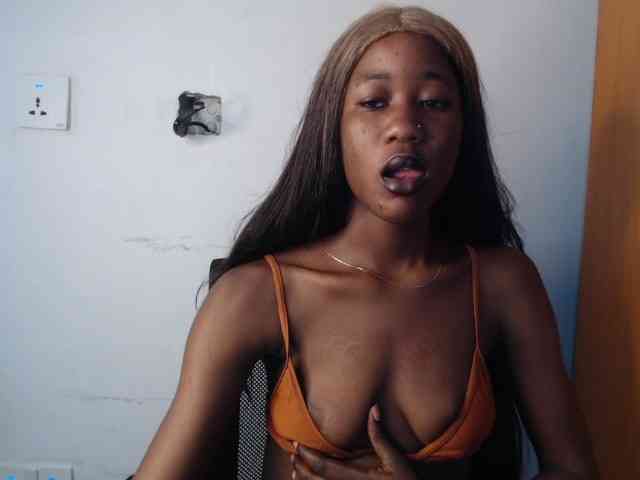 Sexyvian Live Webcam on BongaCams