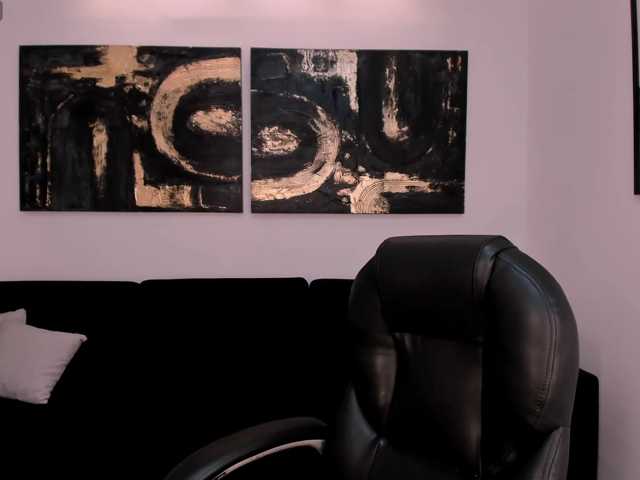 MollyJones live cam on BongaCams