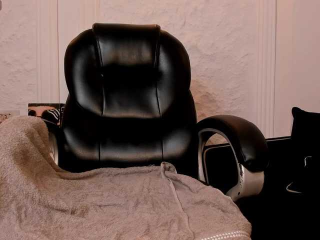 MollyJones live cam on BongaCams