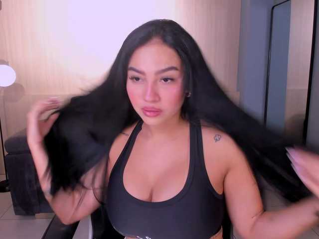 MollyJones live webcam show