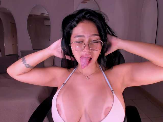 MollyJones