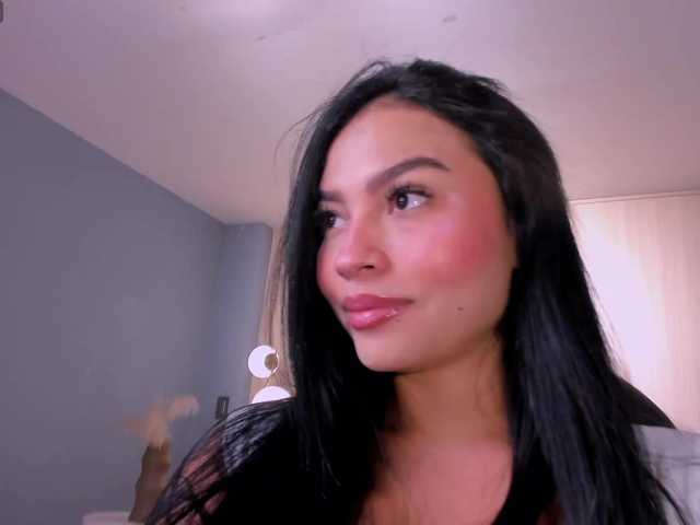 MollyJones live webcam show