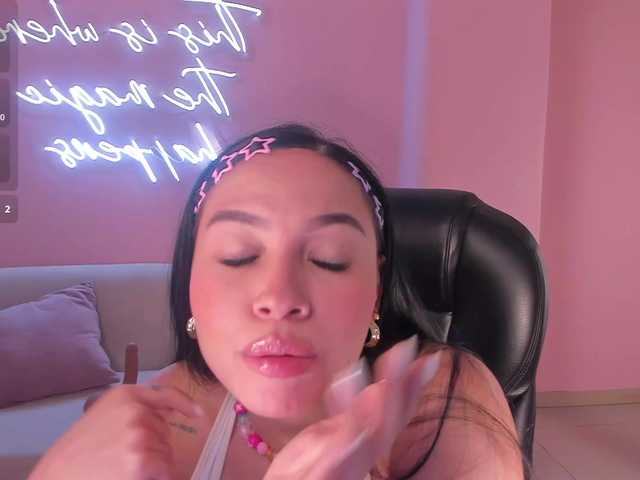 MollyJones