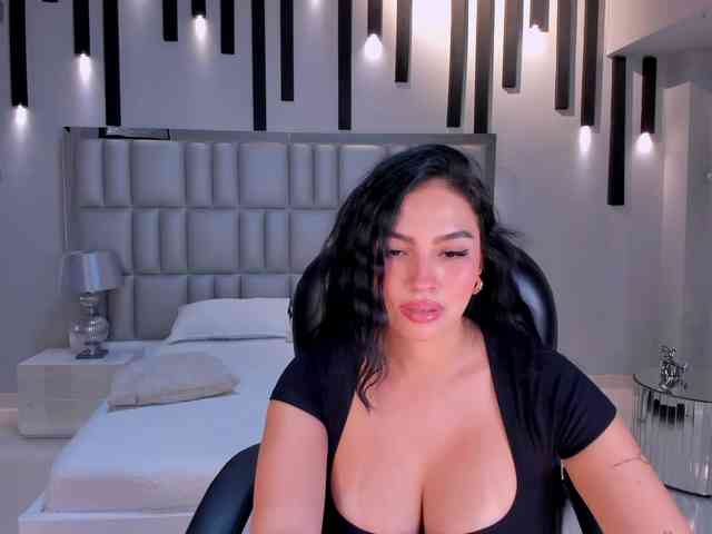 MollyJones