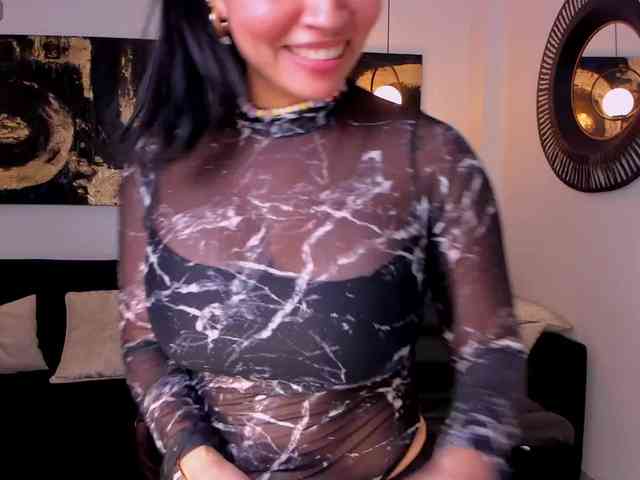 MollyJones webcam