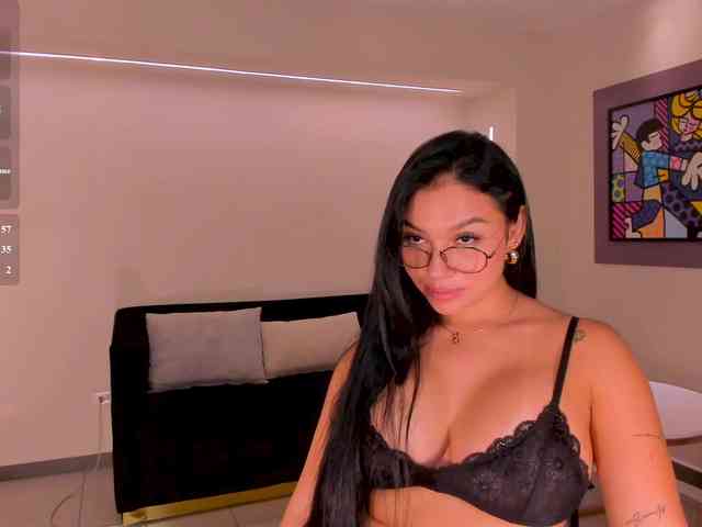 MollyJones webcam