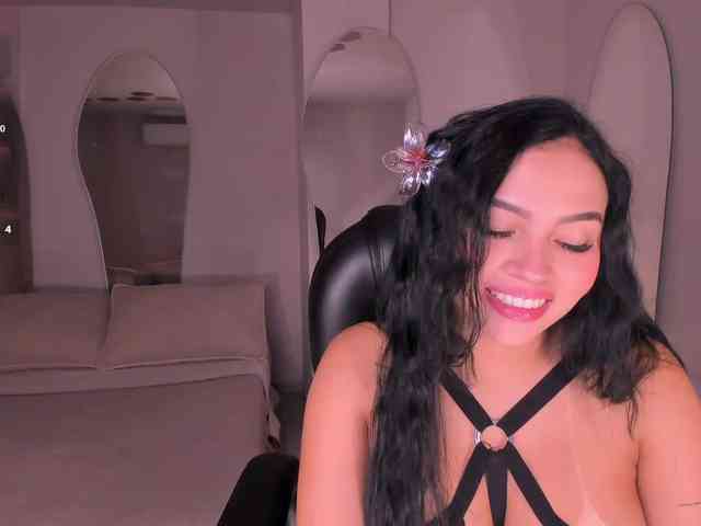 MollyJones webcam