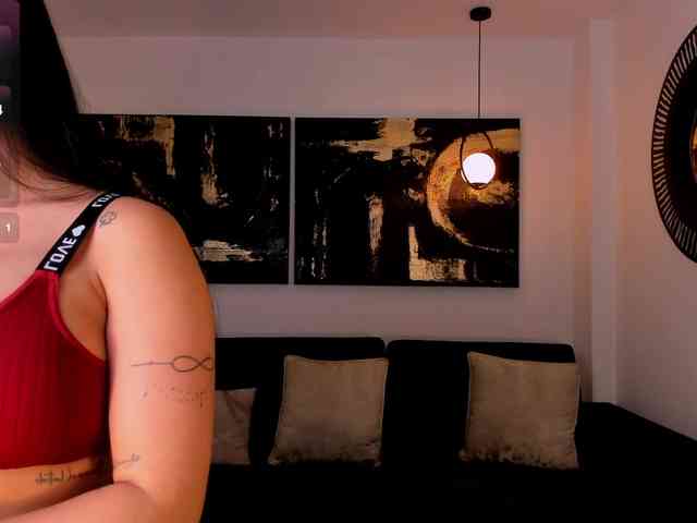 MollyJones webcam