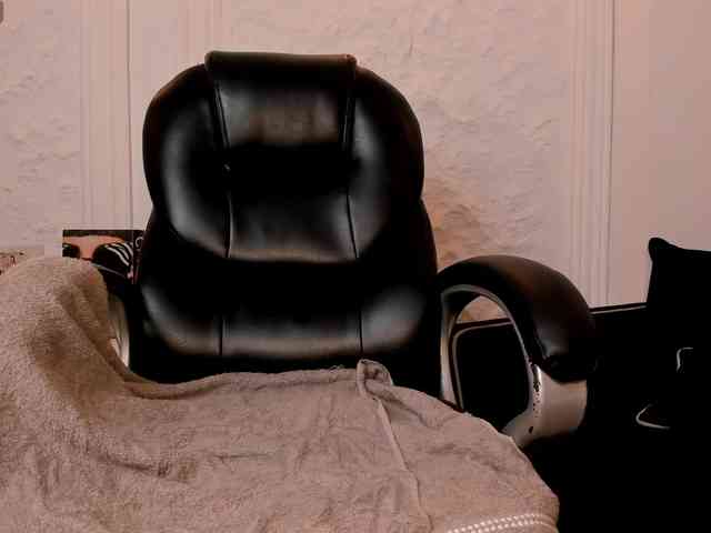 MollyJones webcam