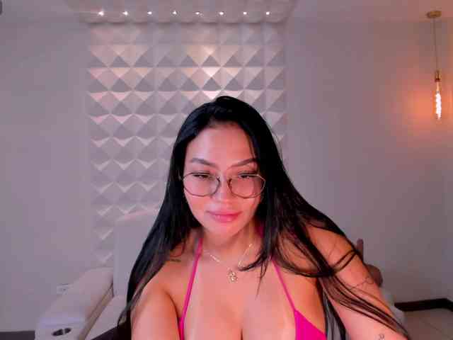 MollyJones