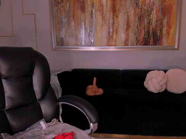 MollyJones webcam