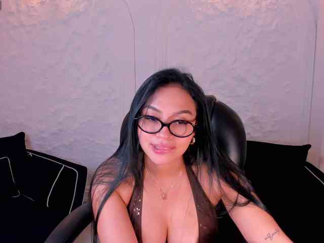 MollyJones webcam