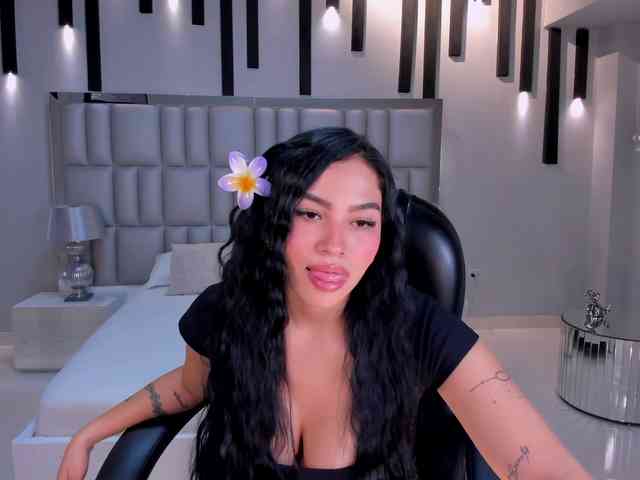 MollyJones