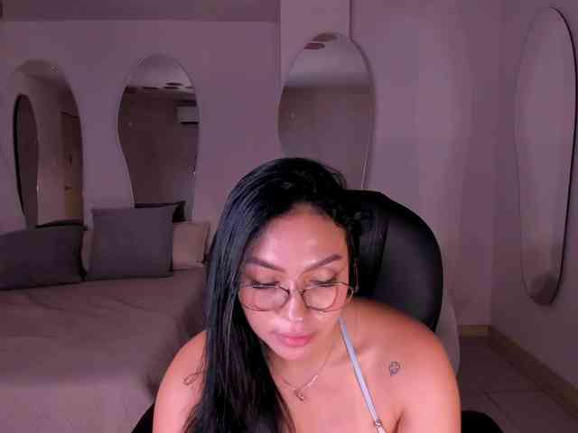 MollyJones