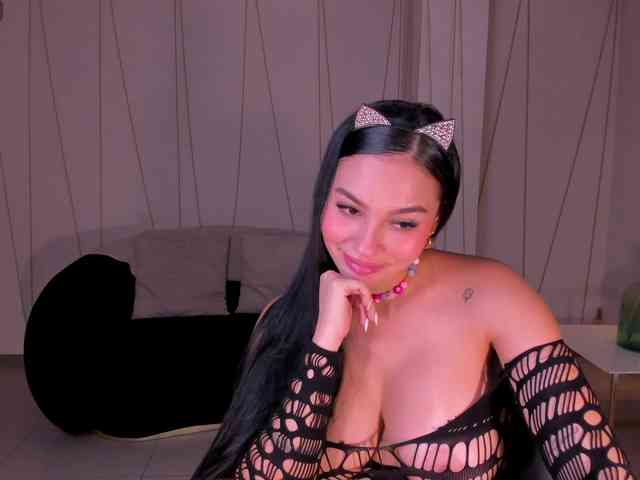 MollyJones webcam