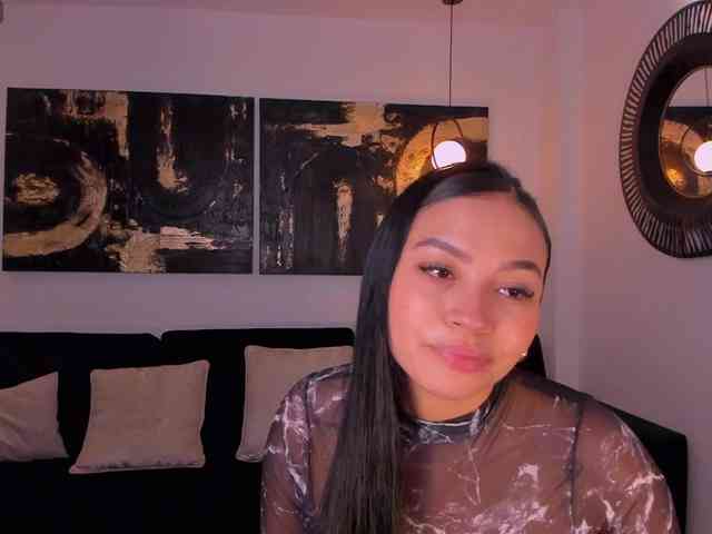 MollyJones webcam