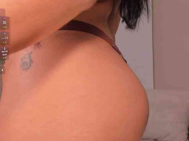 MollyJones webcam