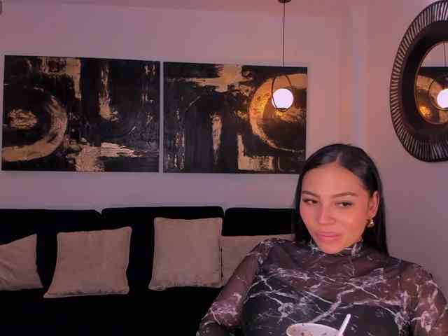 MollyJones webcam