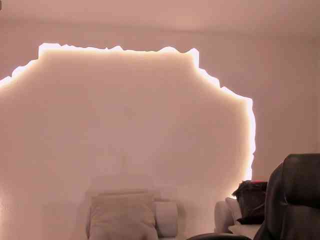 MollyJones webcam