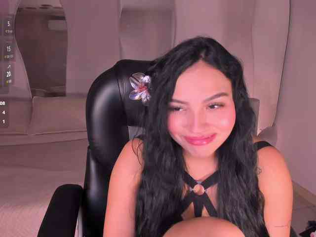 MollyJones webcam