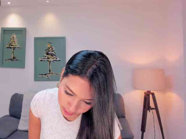 MollyJones webcam
