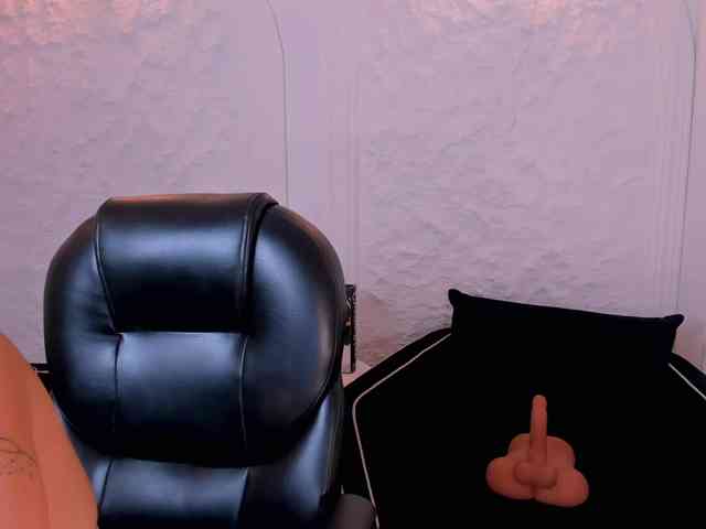 MollyJones webcam
