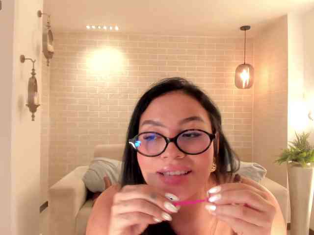 MollyJones webcam