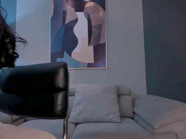 MollyJones webcam