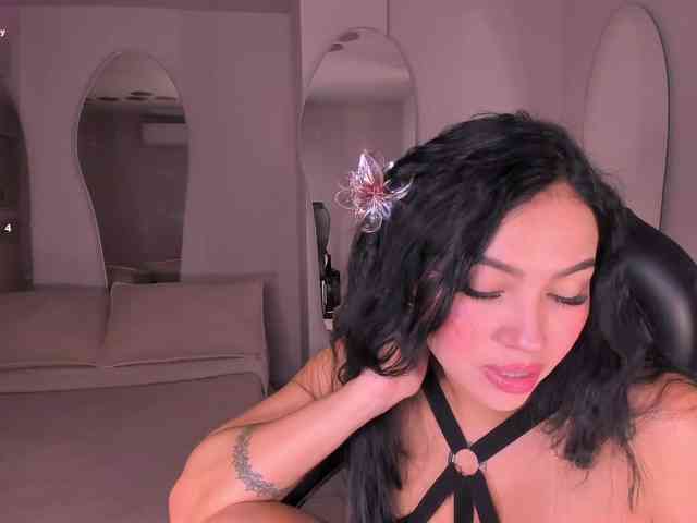 MollyJones webcam
