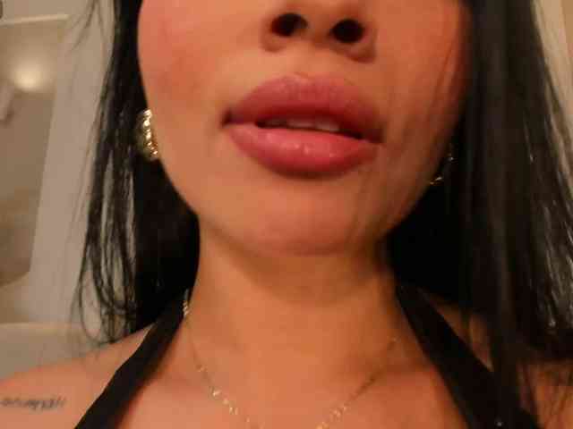 MollyJones webcam
