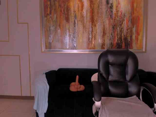MollyJones webcam