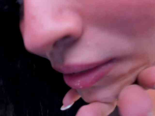 MollyJones webcam