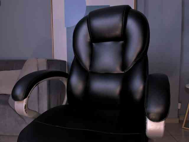 MollyJones webcam