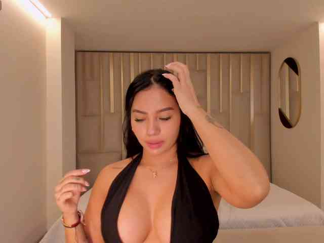 MollyJones